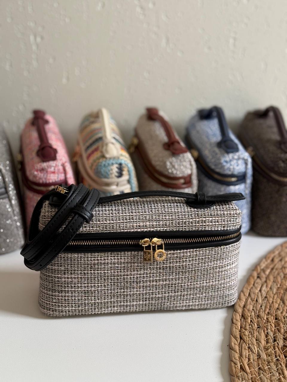 New Collection✨✨✨
LORO PIANA

20cm
350 dhs🪙🌨️

Top quality 
With box🎁

Zain167
♥️♥️♥️