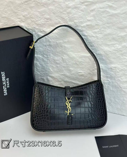 YSL 
Master
240 dhs💓

Zain228
♥️♥️♥️