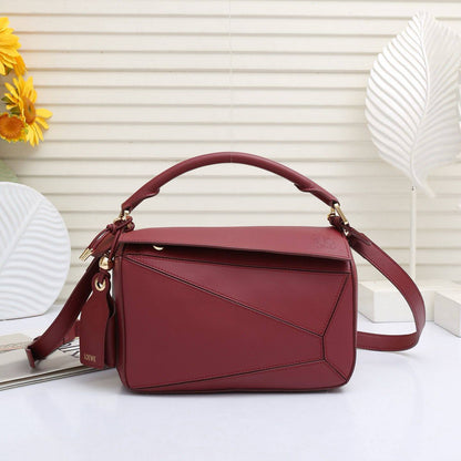 Loewe 
Master
320 dhs🌺
#23cm💕❤️💁‍♂️

Zain228
♥️♥️♥️