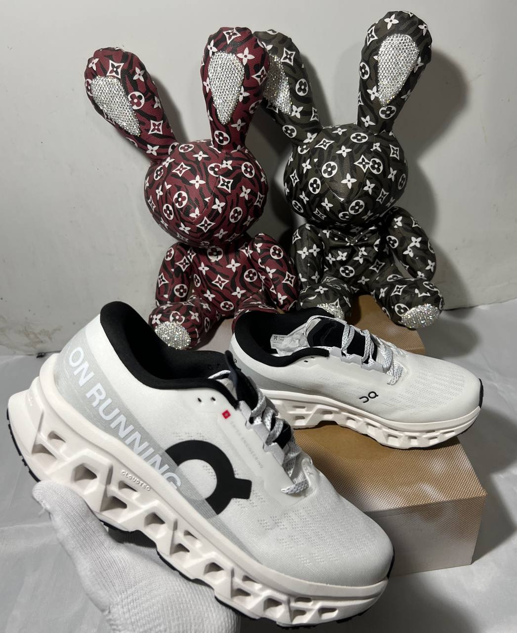 On Cloudmonster 3 running 🏃 
NEW ARRIVALS 🤩
36-45 AVAILABLE 😇
240 dhs🇦🇪🇦🇪

Zain242
♥️♥️♥️