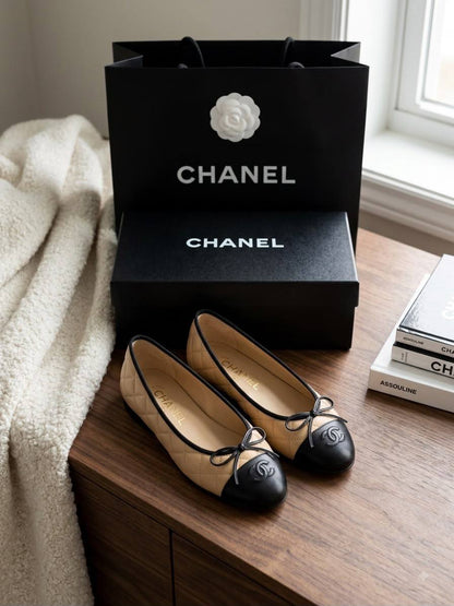 NEW CAME
CHANEL 
GOOD QUALITY
100 dhs🇦🇪🇦🇪
Size 36 TO 41

Zain40
♥️♥️♥️