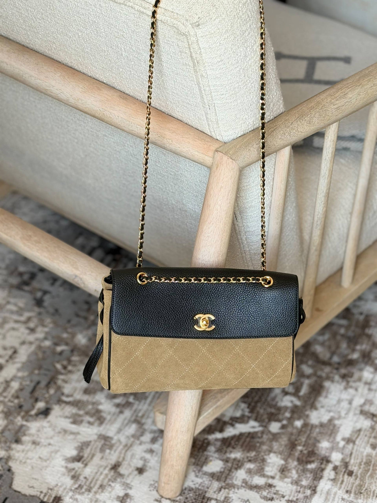 Chanel

For Price 👇 WhatsApp✅
0568585901 
0507557372
0552275751 Owner Zain 👌

Zain307
♥️♥️♥️