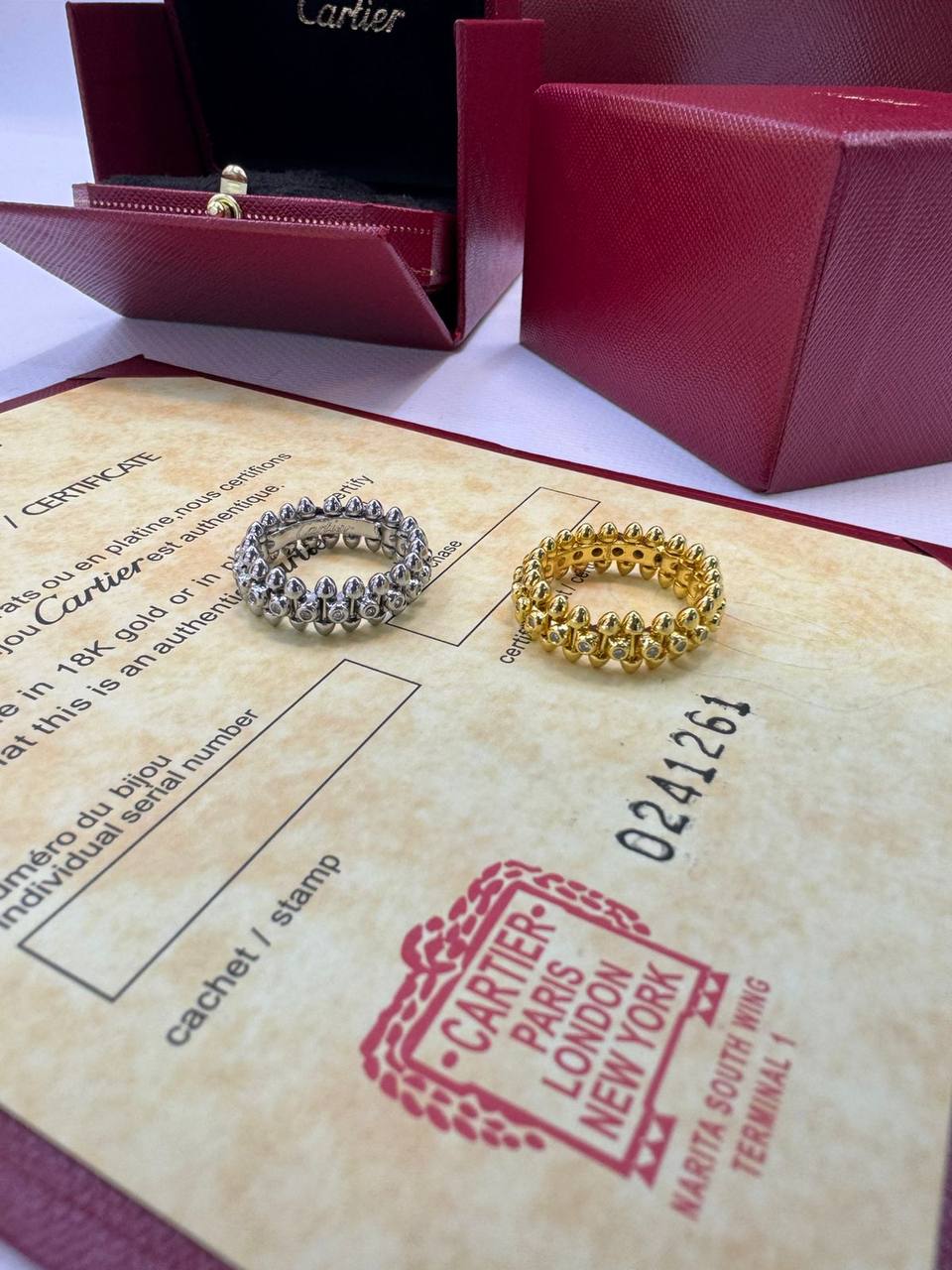 Cartier Clash❤️‍🔥*
Ring 💍 with diamond 💎 
Super master quality 💯
Available size 6,7,8,9✨
With normal boxes 📦 
50 dhs✅
With master box 🗃️ 
90 dhs✅

Zain216
♥️♥️♥️