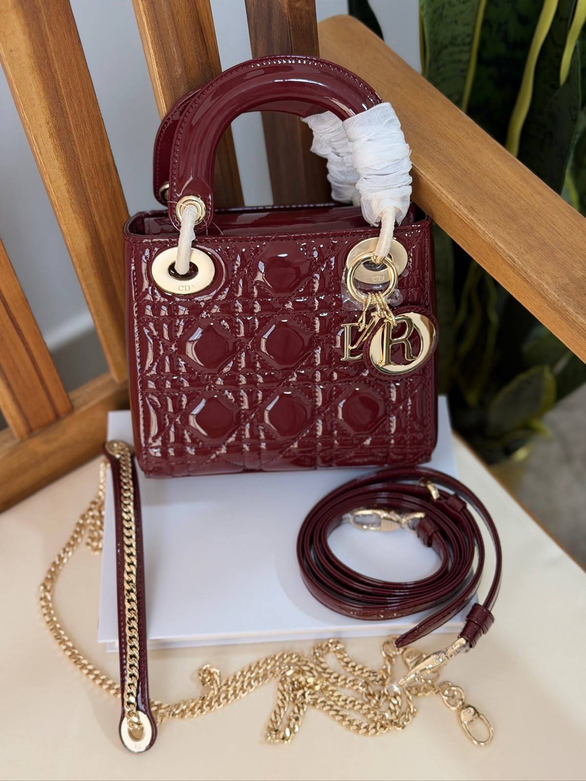 DIOR 💫
Super Master Quality ⚡️
Original Packing 🎁
17cm

For Price 👇 WhatsApp✅
0568585901 
0507557372
0552275751 Owner Zain 👌

Zain321
♥️♥️♥️