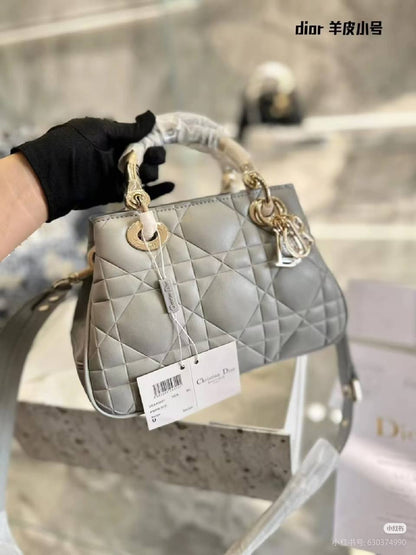 Master Bags
For Price 👇 WTSP Text Zain 0568585901

Zain10
♥️♥️♥️