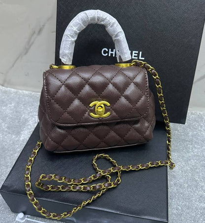 Chanel

Withbox

100 dhs🇦🇪🇦🇪

Zain143
♥️♥️♥️