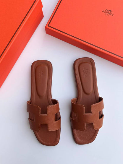 Hermesn
Size 36-41
100 dhs✅
High Quality

Zain55
♥️♥️♥️