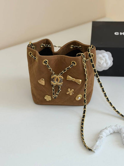 Chanel
Master
180 dhs✅

Zain134
♥️♥️♥️
