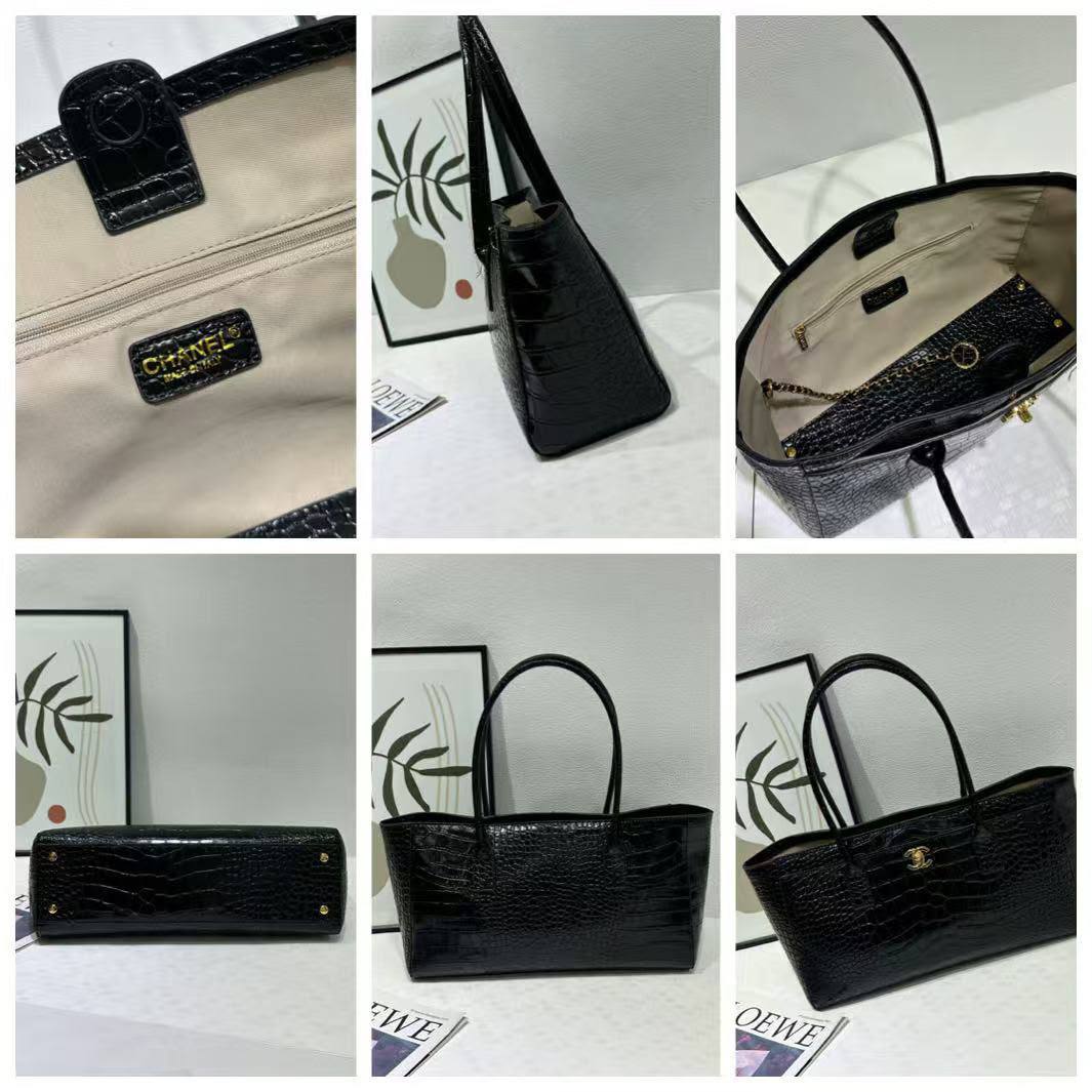 CHANEL 

NEW CAME 
HIGH QUALITY  
135 dhs🇦🇪🇦🇪🇦🇪

Zain39
Zain295
♥️♥️♥️