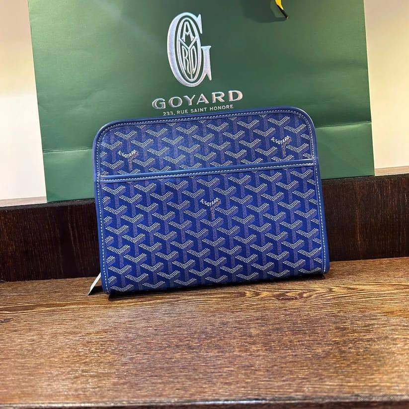 Goyard 

Master Quality 
Clutch Bag 
190 dhs🇦🇪🇦🇪

Zain33
♥️♥️♥️