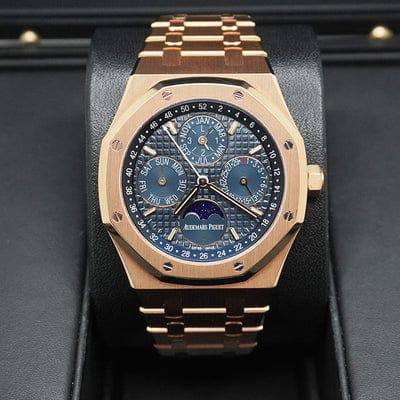 Ap watch for men good quality automatic 
400 dhs🌺

Zain59
♥️♥️♥️