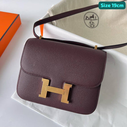 Hermes

Good quality 

with box 
🎁🎁🎁

95 dhs❣️

Zain186
♥️♥️♥️