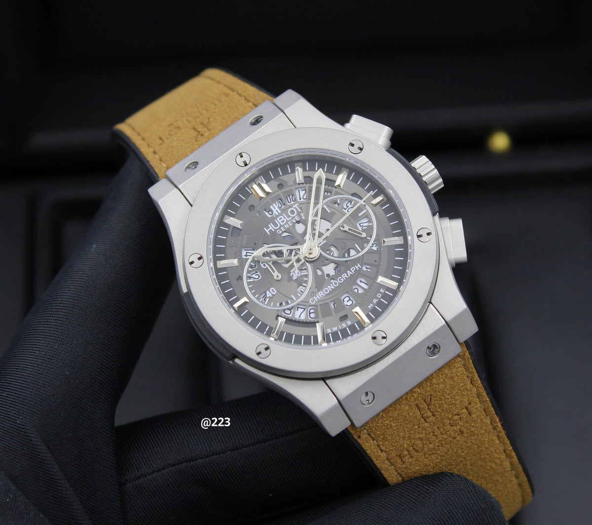 HUBLOT
MEN STOPWATCH 

41MM
205 dhs🇦🇪🇦🇪

Zain58
♥️♥️♥️