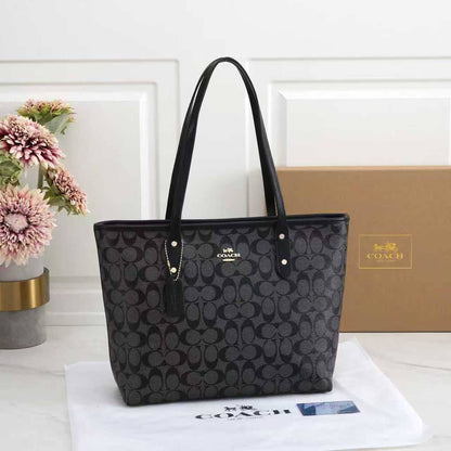 Coach
with box
🎁🎁🎁

95 dhs🪙🌨️

Zain143
♥️♥️♥️
