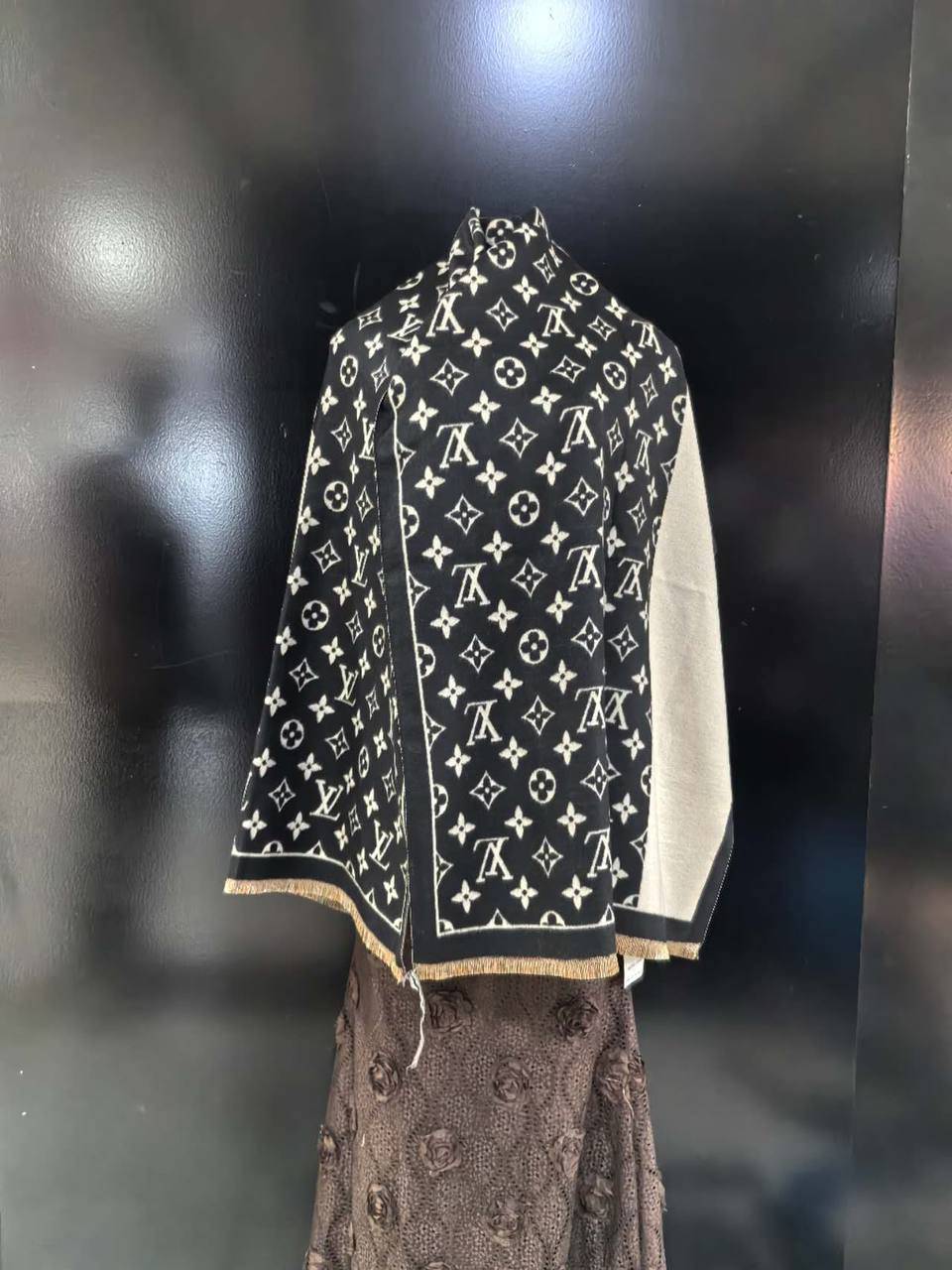 Good quality 
Scarf 
45 dhs🇦🇪🇦🇪

Zain295
♥️♥️♥️