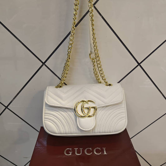 Gucci 
95 dhs🪙🌨️ 

with box
🎁🎁🎁

Zain235
♥️♥️♥️