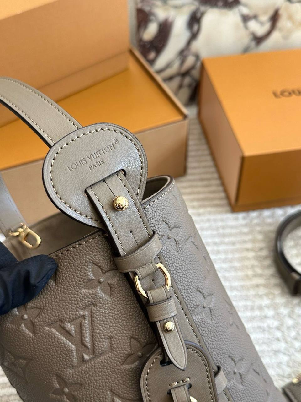LV Master
310 dhs🪙💕

Zain228
♥️♥️♥️