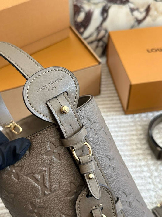 LV Master
310 dhs🪙💕

Zain228
♥️♥️♥️