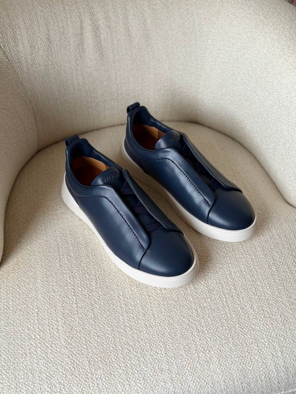 ZEGNA
*AAA QUALITY*
*SIZE:40 to 46*
450 dhs💛

Zain185
♥️♥️♥️