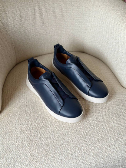 ZEGNA
*AAA QUALITY*
*SIZE:40 to 46*
450 dhs💛

Zain185
♥️♥️♥️