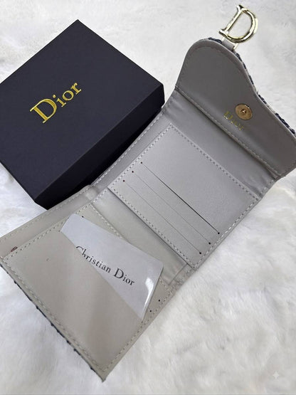 NEW CAME
SMALL WALLET
GOOD QUALITY
30 dhs🇦🇪🇦🇪

Zain40
♥️♥️♥️