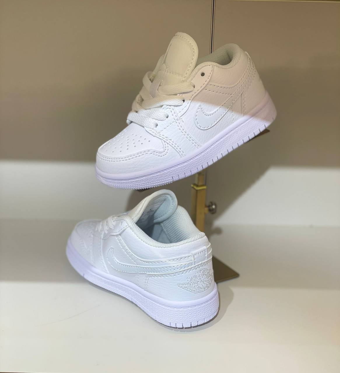 New Travis Scott air jordan👟
Size:24 to 37
260 dhs✅
Super master quality ✅

Zain286
♥️♥️♥️