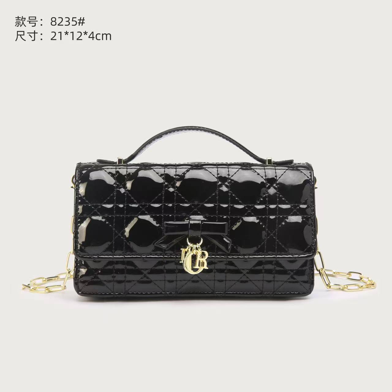 Dior
withbox 
120 dhs🇦🇪🇦🇪

Zain143
♥️♥️♥️