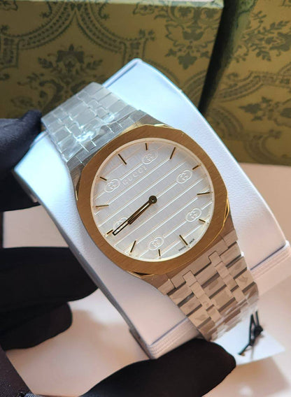 Gucci 
for men good quality 
190 dhs❤️

Zain59
♥️♥️♥️