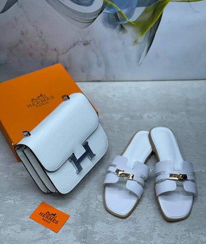 HERMES
Bag&shoes.    Set. 

170 dhs❣️

Zain175
♥️♥️♥️