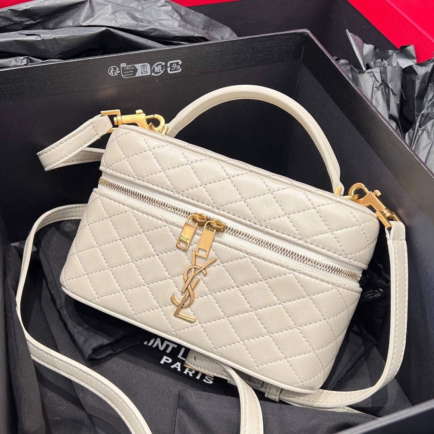 YSL 
Master❣️❣️
18Cm Good Quality 
230 dhs✅

Zain131
♥️♥️♥️