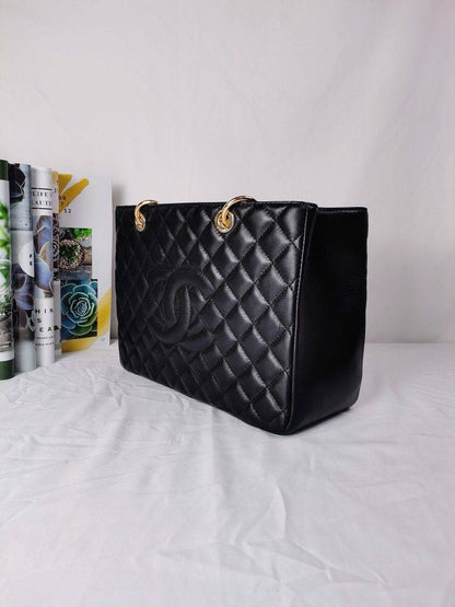Chanel
Master
Soft Leather
370 dhs🪙🌨️

Zain228
♥️♥️♥️