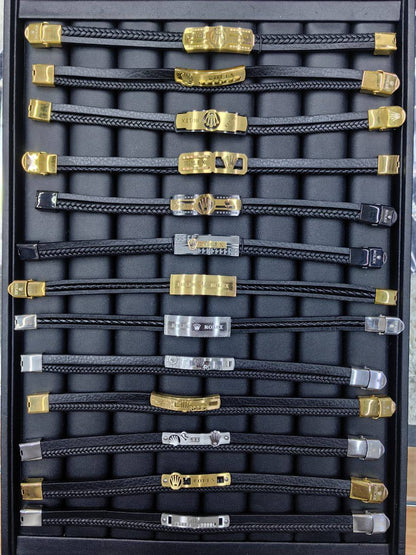 MEN BRACELET

45 dhs💓

WITH BOX AND PAPER BAG🎁🛍️
🎁🎁🎁

Zain89
♥️♥️♥️
