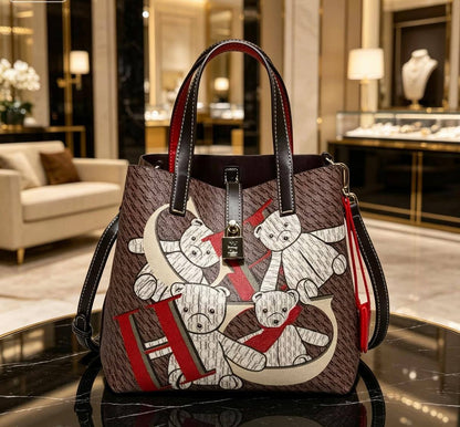 CH
130 dhs✅
Size：25/12/21.5

Zain07
♥️♥️♥️
