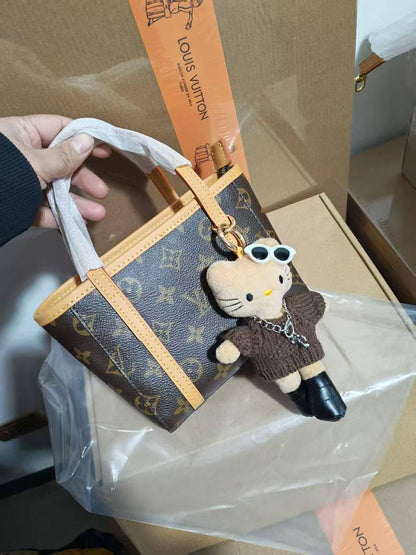 LV
Master
big 250 dhs✅
Small 240 DHS✅💕💕🥳

Zain228
♥️♥️♥️