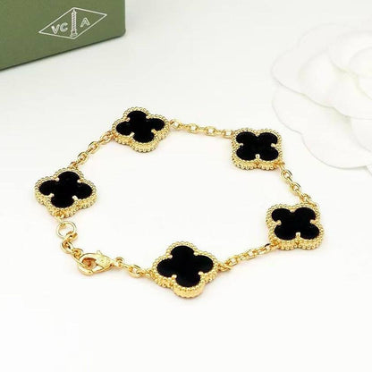 VCA BRACELET
5 Flower 🍀
MASTER QUALITY✨💫
55 DHS🇦🇪🇦🇪
WITH BOX AND PAPER BAG🛍️🎁

Zain89
♥️♥️♥️