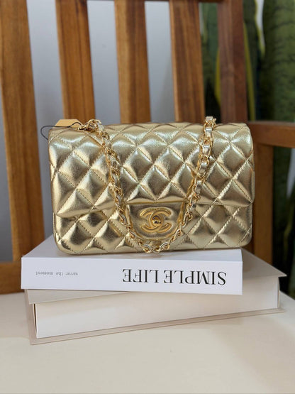 CHANEL 💫
Super Master Quality ⚡️
Original Packing 🎁
Size 20CM📏

For Price 👇 WhatsApp✅
0568585901 
0507557372
0552275751 Owner Zain 👌


Zain321
♥️♥️♥️