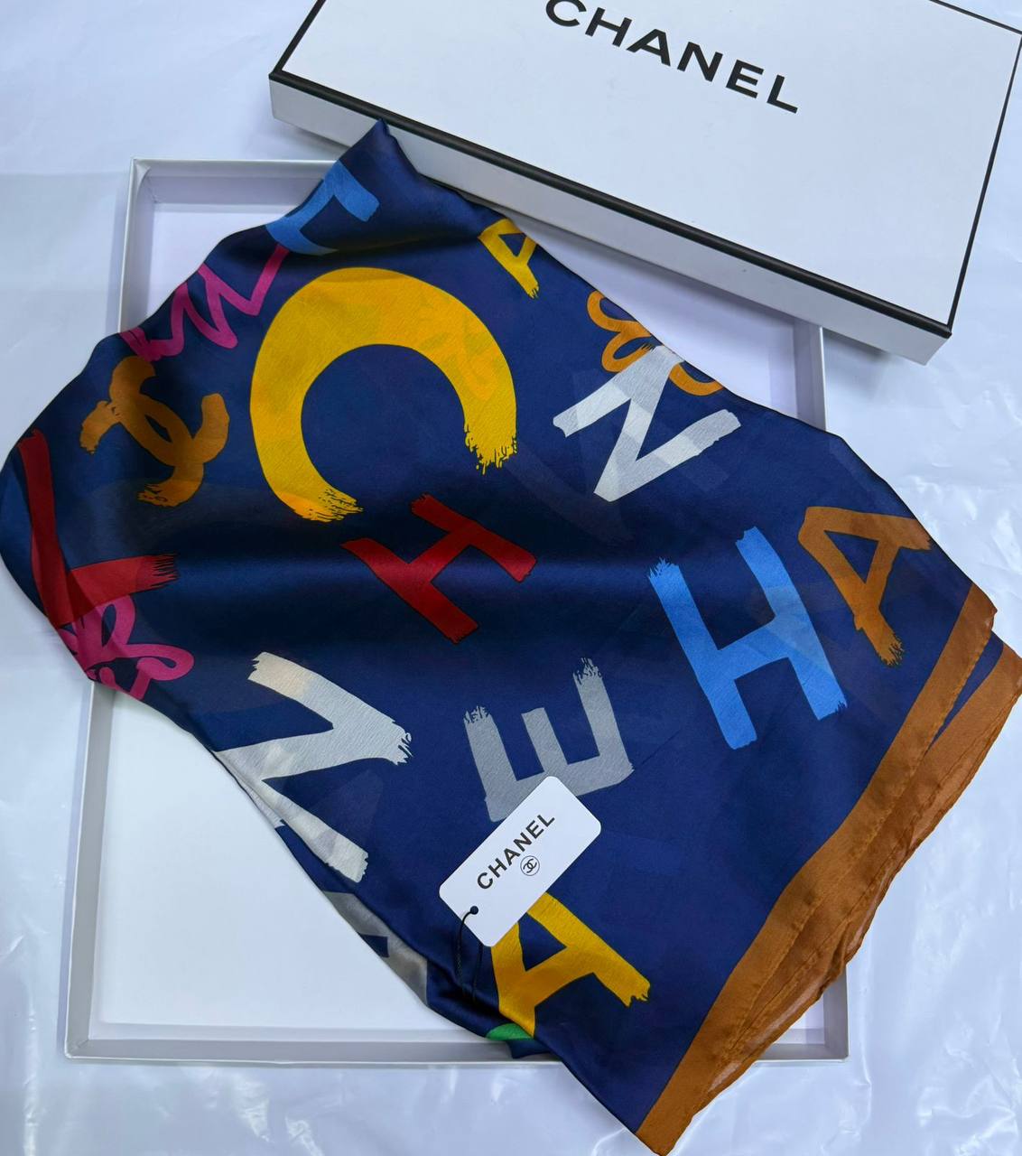 Silk scarf 🧣 
40 dhs✅

With box🎁
55 dhs✅

Zain93
♥️♥️♥️