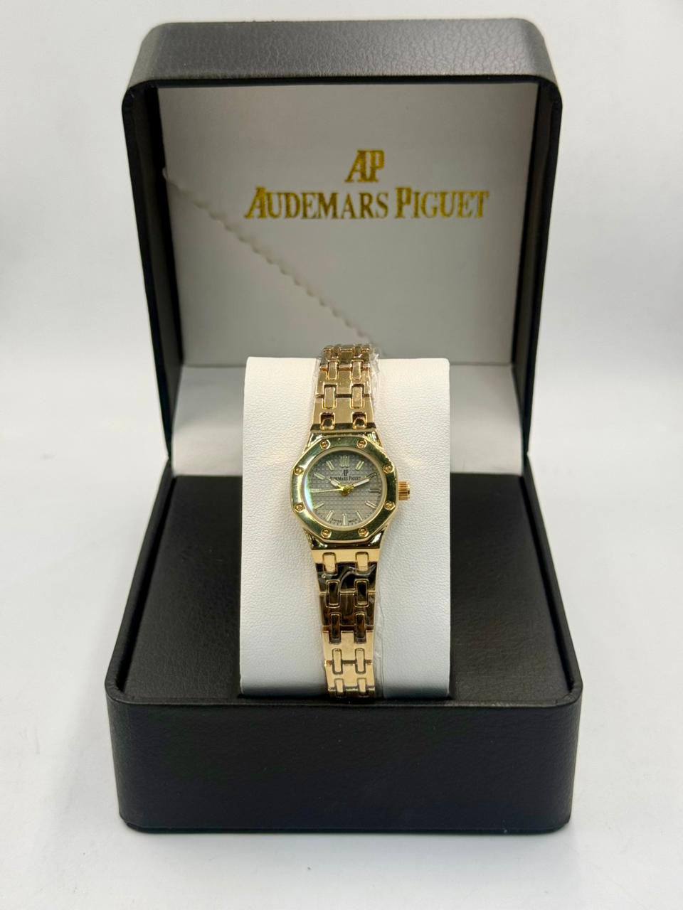 Ap ladies 
offer price 
40 dhs💓

Zain08
♥️♥️♥️
