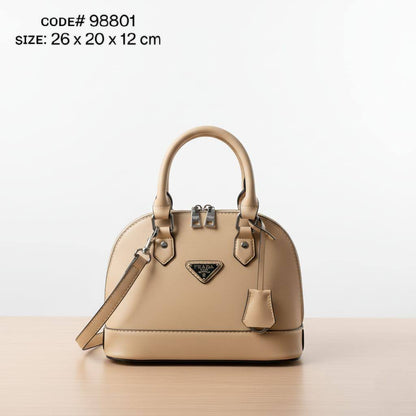 PRADA  ᴀʟᴍᴀ
sɪʟᴠᴇʀ ʜᴀʀᴅᴡᴀʀᴇ
ᴡɪᴛʜ ʟᴏɴɢ ʙᴇʟᴛ sᴛʀᴀᴘ
sɪᴢᴇ : 26 cm

65 dhs💚

Zain31
♥️♥️♥️