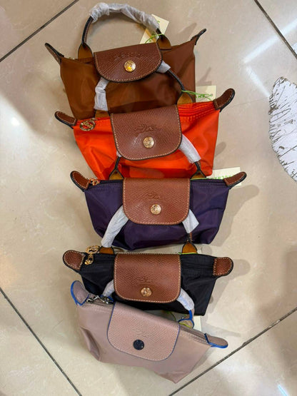 Long Champ
Mini 
50 dhs🇦🇪🇦🇪

Zain07
♥️♥️♥️