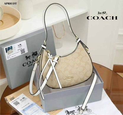 Coach
110 dhs🇦🇪🇦🇪
WITH BOX 

Zain169
♥️♥️♥️