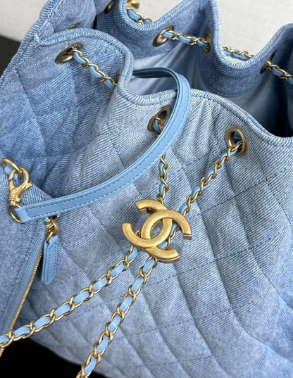 CHANEL 
COPY ONE 
BIG SIZE 
230 dhs🇦🇪🇦🇪

Zain295
♥️♥️♥️