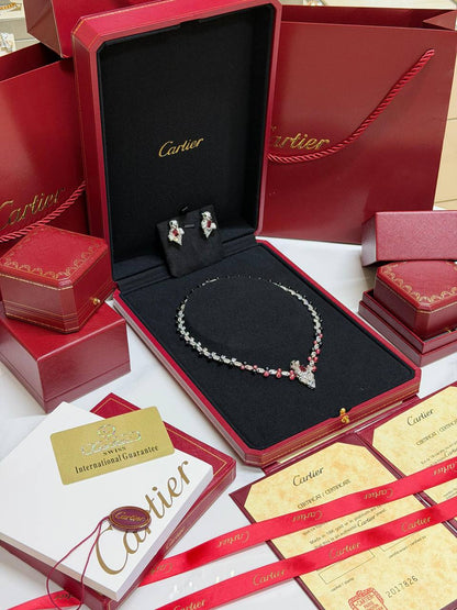 Cartier
 Collection 😍
Quality: Super Master 
Non -Tarnish color
* ⁠Necklace 
* ⁠Earring
For Price 👇 WTSP Text Zain 0568585901

Zain268
♥️♥️♥️