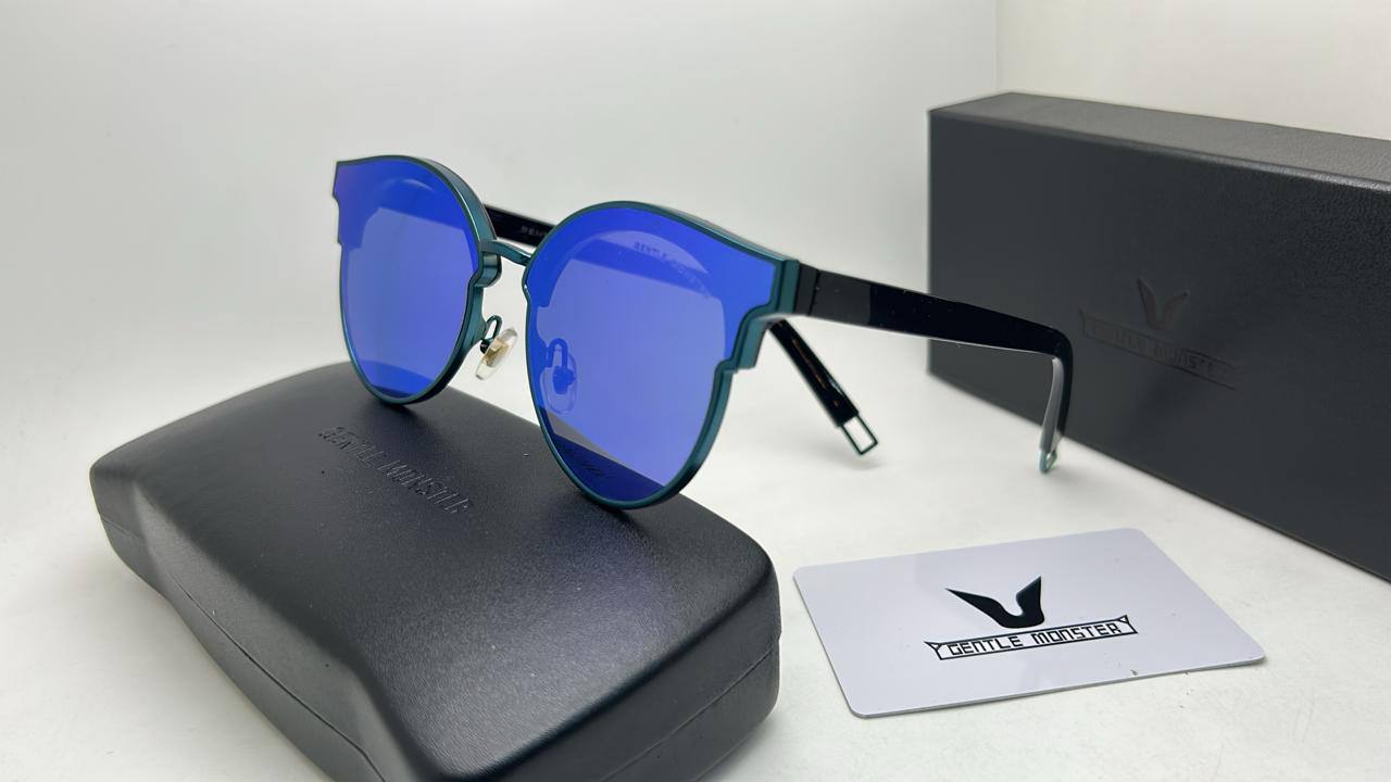 Sunglasses
70 dhs🪙🌨️

Zain126
♥️♥️♥️