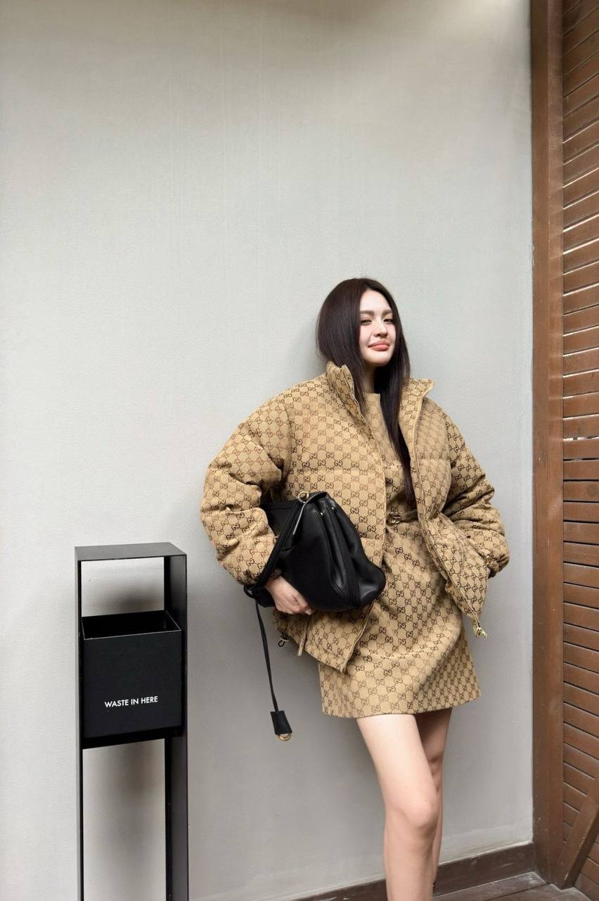 *New collections    
330 dhs🪙🌺
*good  quality  ♥️♥️
*Sizes:S M L xl* 
*AVAILABLE NOW*

Zain231
♥️♥️♥️