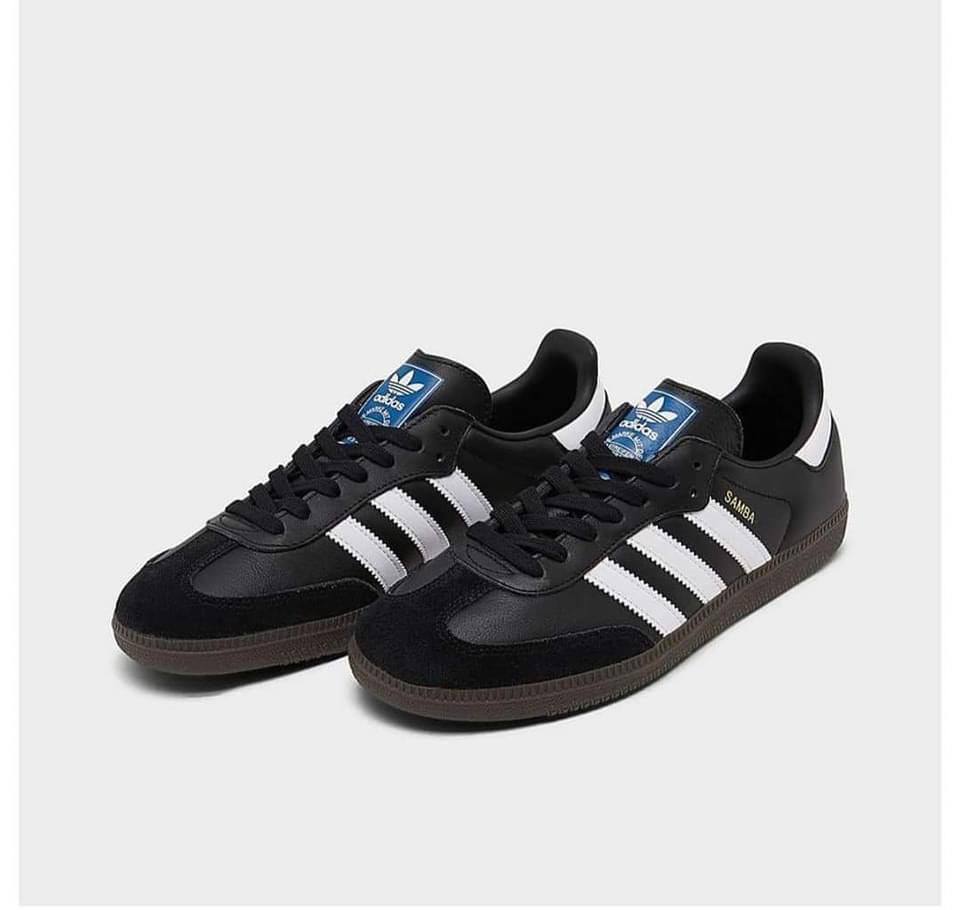 Adidas
Size (36 to 45) 
65 dhs🪙💕

Zain129
♥️♥️♥️