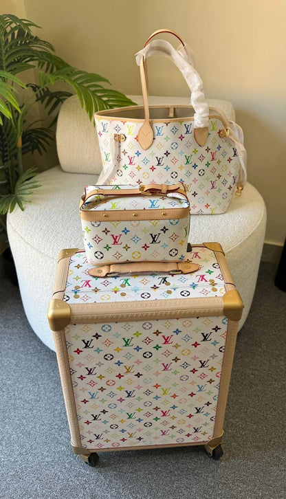 🌿💗*Louis Vuitton*😍🍃
    
             ❄️❄️

     🍃 😍🙃😍 💫
For Price 👇 WTSP Text Zain 0568585901

Zain246
♥️♥️♥️
