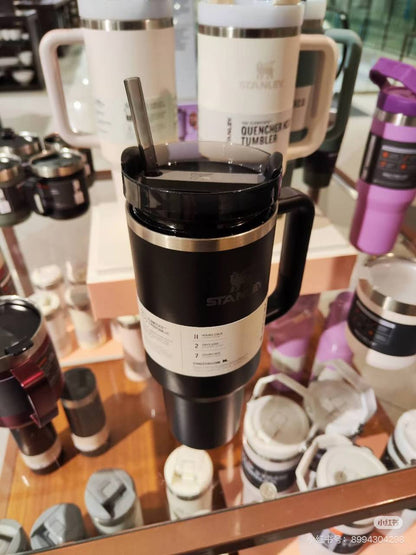 Stanley Quencher H2.0 Tumbler with Straw 40 oz | Flowstate 3-Position Lid | Cup Holder Compatible for Travel | Insulated Stainless Steel Cup ❤️‍🔥*
good quality 💯
With boxes 🗃️ 
70 dhs✅

Zain216
♥️♥️♥️