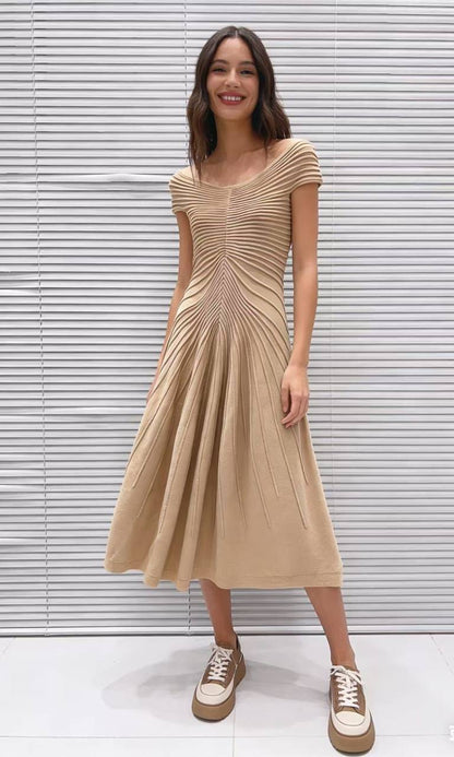 *New collections*                                                
ALAIA
*Super Master quality*
*Sizes: S M L XL* 
570 dhs💓

Zain308
♥️♥️♥️