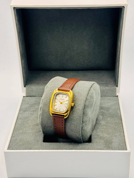 Guess ladies
*New arrival*🔥
45 dhs❣️

Zain08
♥️♥️♥️